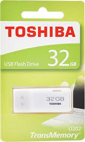 Toshiba Kioxia TransMemory U202W 32GB Flash Drive USB 2.0 - White